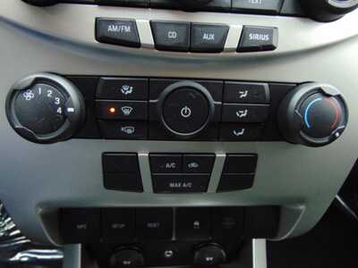 2011 Ford Focus, $5495. Photo 9
