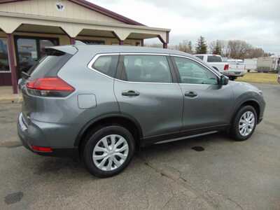 2017 Nissan Rogue, $8495. Photo 2