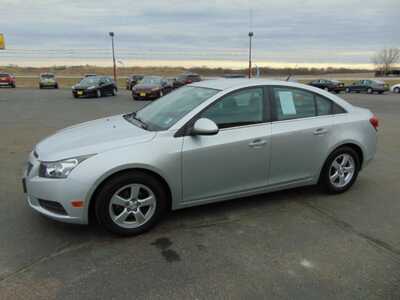 2014 Chevrolet Cruze, $5995. Photo 5