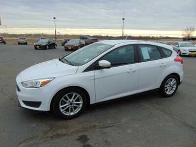 2015 Ford Focus, $3495. Photo 5