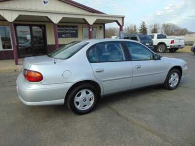 2002 Chevrolet Malibu, $4795. Photo 2