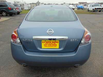 2010 Nissan Altima, $4795. Photo 3