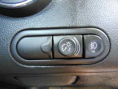 2006 Pontiac G6, $6495. Photo 12