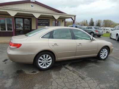 2007 Hyundai Azera, $7495. Photo 2