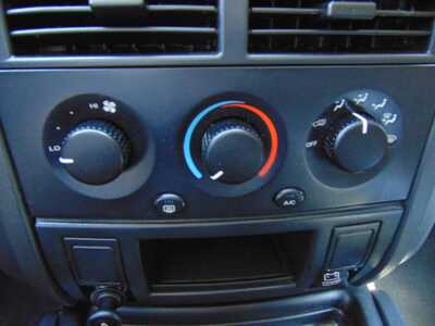 2003 Jeep Grand Cherokee, $2495. Photo 8