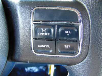 2016 Jeep Compass, $7495. Photo 11