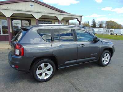 2016 Jeep Compass, $7495. Photo 2