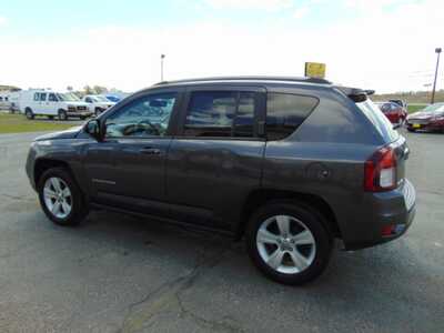 2016 Jeep Compass, $7495. Photo 4