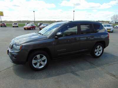 2016 Jeep Compass, $7495. Photo 5