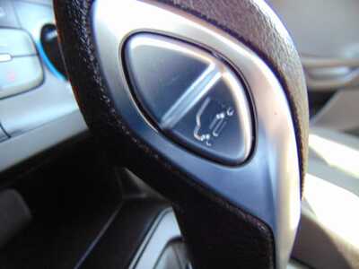 2018 Ford Focus, $8995. Photo 12
