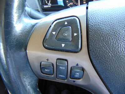 2011 Lincoln MKX, $3995. Photo 12