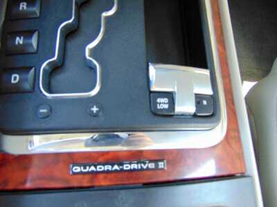 2006 Jeep Commander, $5995. Photo 10