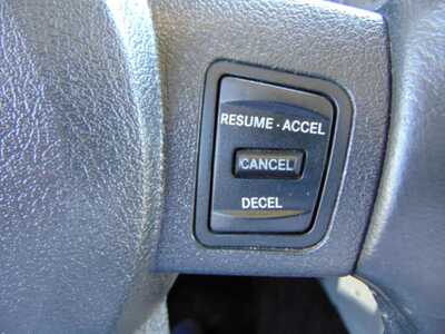 2006 Jeep Commander, $5995. Photo 12