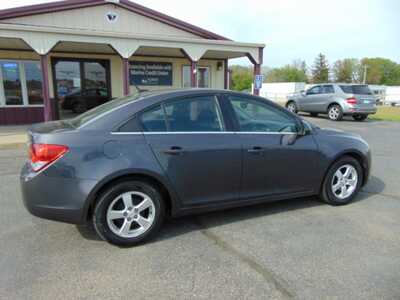 2011 Chevrolet Cruze, $3495. Photo 2