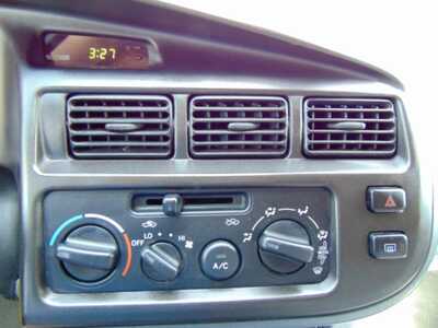 2000 Toyota Sienna, $2995. Photo 7