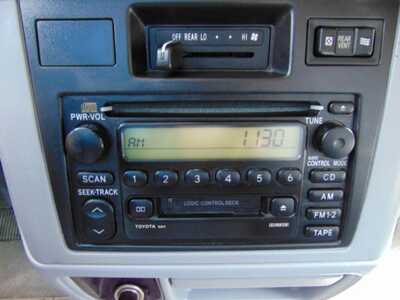 2000 Toyota Sienna, $2995. Photo 8