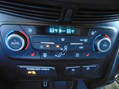 2017 Ford Escape, $8995. Photo 12