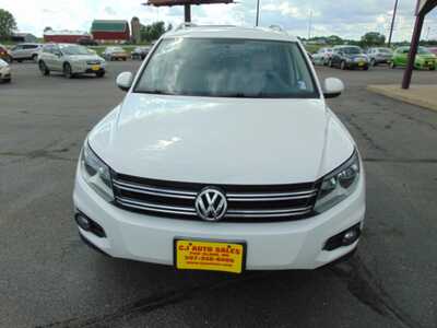 2012 Volkswagen Tiguan, $8995. Photo 6