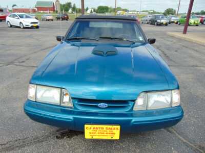 1993 Ford Mustang, $4495. Photo 12