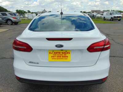 2017 Ford Focus, $8995. Photo 3