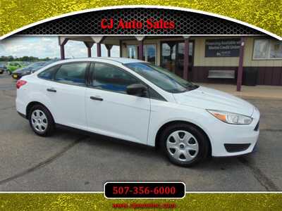 2017 Ford Focus, $8995. Photo 1