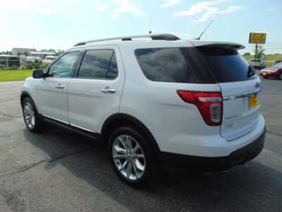 2013 Ford Explorer, $7995. Photo 4