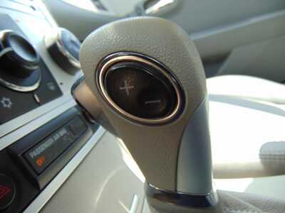 2012 Chevrolet Malibu, $3795. Photo 9