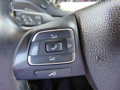 2013 Volkswagen Jetta, $2495. Photo 12