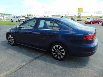 2013 Volkswagen Jetta, $2495. Photo 4