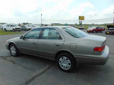 2001 Toyota Camry, $3495. Photo 4