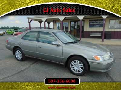 2001 Toyota Camry, $3495. Photo 1