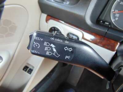 2008 Volkswagen Eos, $5995. Photo 12