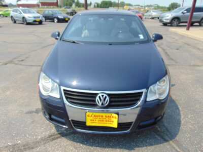2008 Volkswagen Eos, $5995. Photo 6