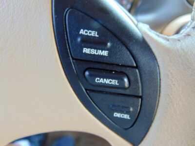 1998 Chrysler Town & Country, $4995. Photo 11