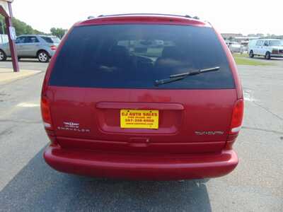 1998 Chrysler Town & Country, $4995. Photo 3