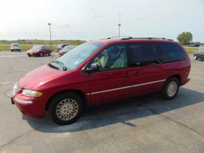 1998 Chrysler Town & Country, $4995. Photo 5