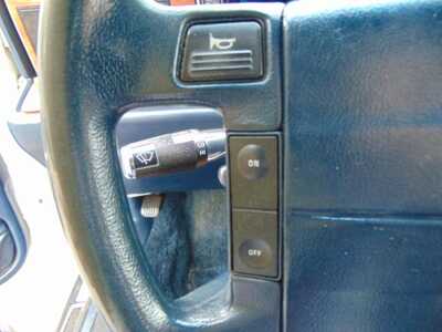 1990 Lincoln Continental, $4295. Photo 10