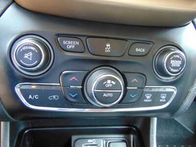 2014 Jeep Cherokee, $8995. Photo 12