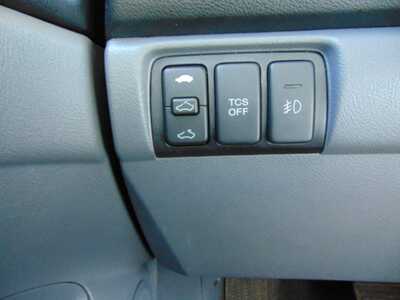 2004 Honda Accord, $2293. Photo 12