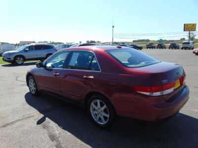 2004 Honda Accord, $2293. Photo 4
