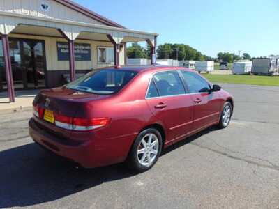 2004 Honda Accord, $2293. Photo 6