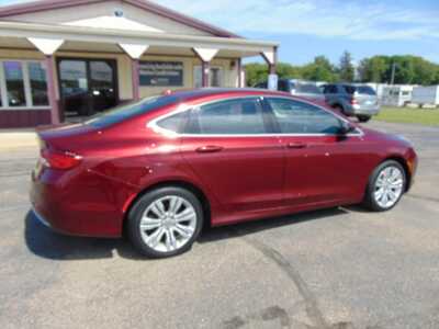 2015 Chrysler 200, $5495. Photo 2