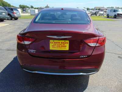 2015 Chrysler 200, $5495. Photo 3