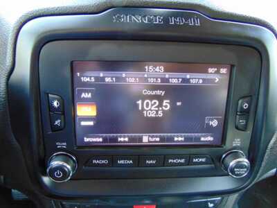 2016 Jeep Renegade, $8495. Photo 6
