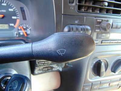 1999 Volkswagen Cabrio, $3995. Photo 10