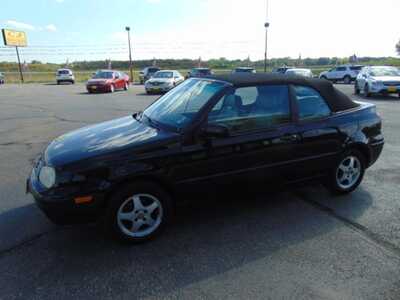 1999 Volkswagen Cabrio, $3995. Photo 5