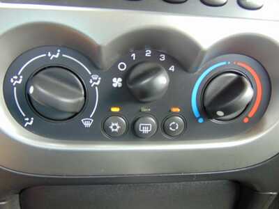 2004 Saturn Ion, $5995. Photo 9