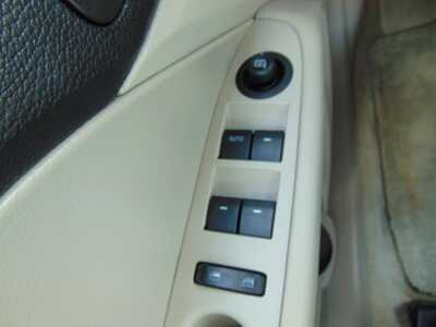 2009 Ford Fusion, $2995. Photo 12
