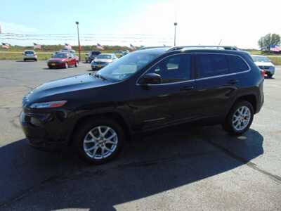 2015 Jeep Cherokee, $7495. Photo 5