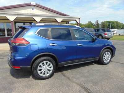 2017 Nissan Rogue, $6995. Photo 2